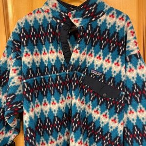 Patagonia fleece half button pull over